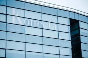 konecta-allus-bpo-background